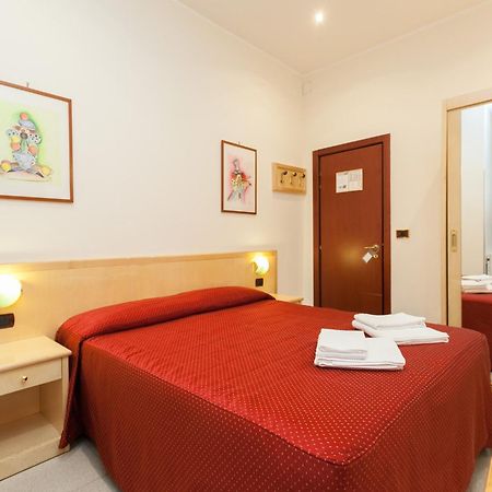 Hotel Fiorella Milano Luaran gambar