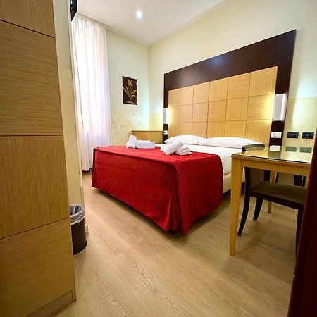 Hotel Fiorella Milano Luaran gambar