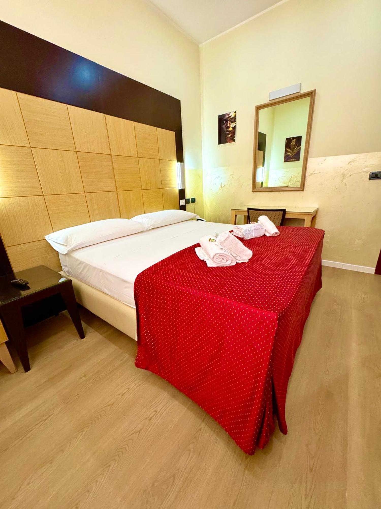 Hotel Fiorella Milano Luaran gambar