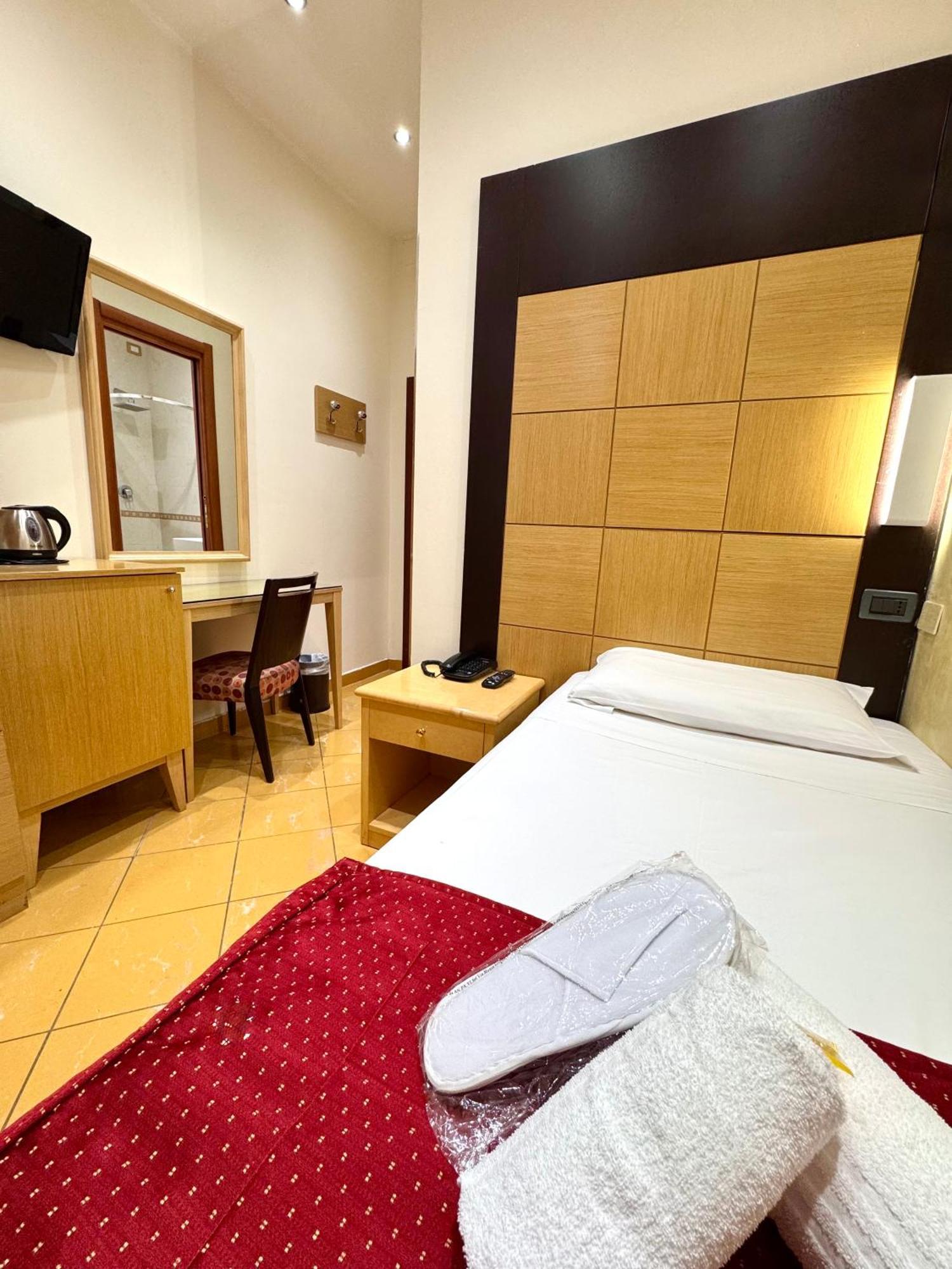 Hotel Fiorella Milano Luaran gambar