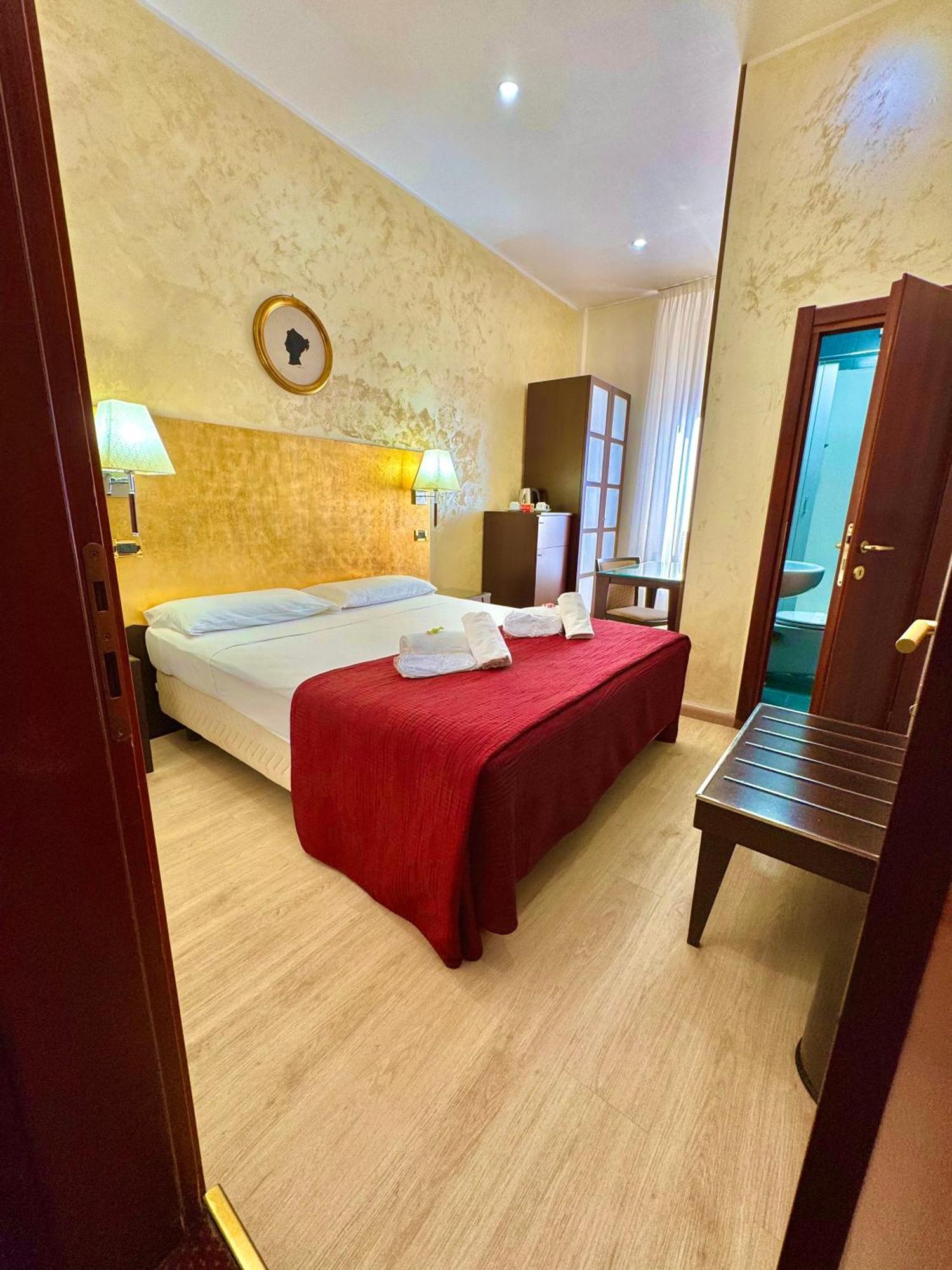 Hotel Fiorella Milano Luaran gambar