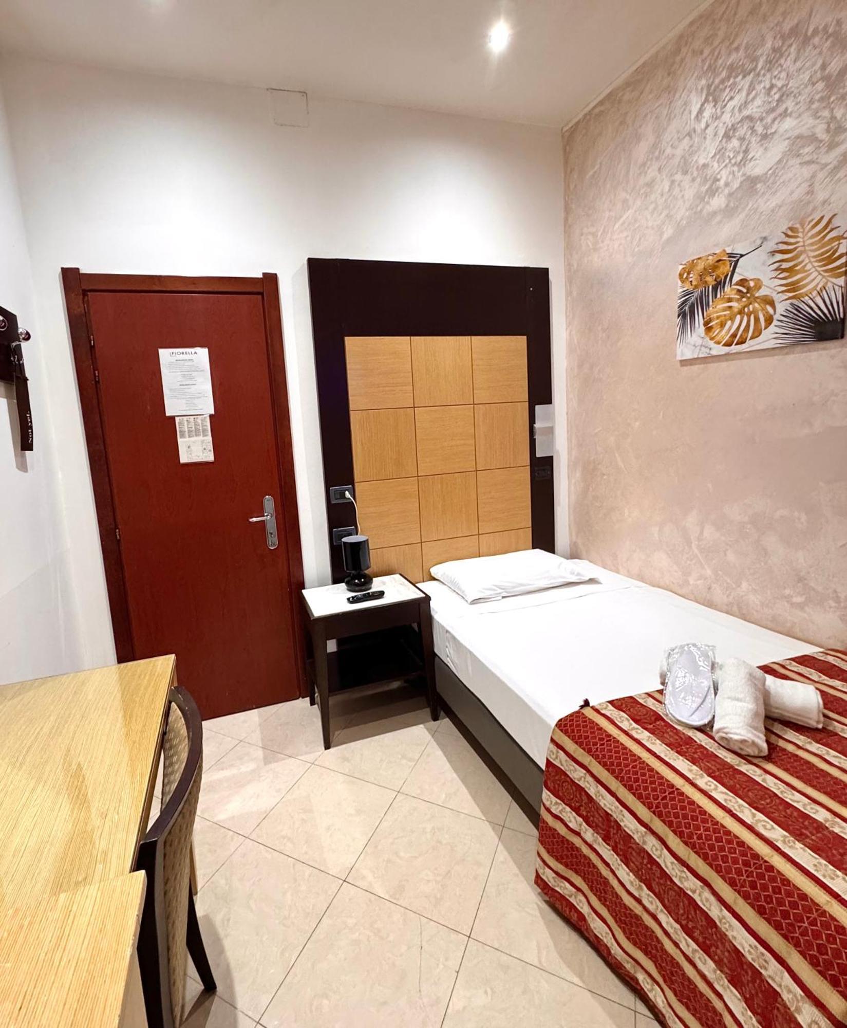 Hotel Fiorella Milano Luaran gambar
